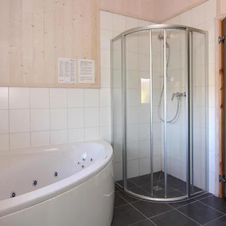 Ferienhaus Holiday House, *